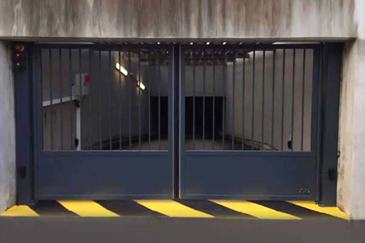 Porte automatique SERFA - réparation portes automatiques en copropriété
